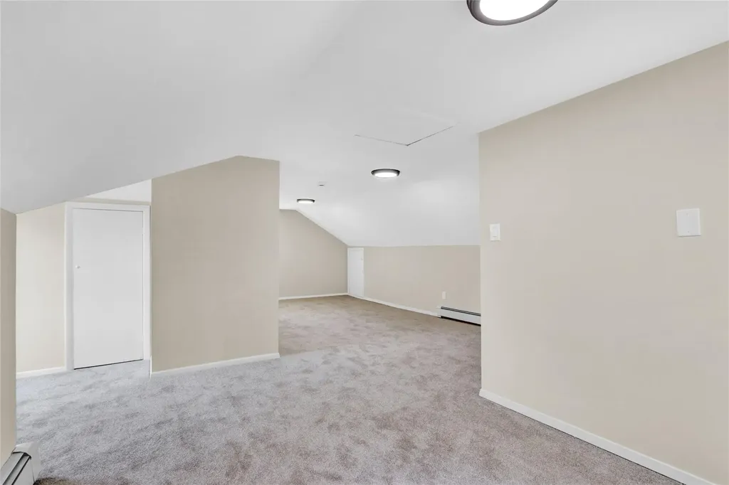 20 Whitman Avenue Islip NY 11751