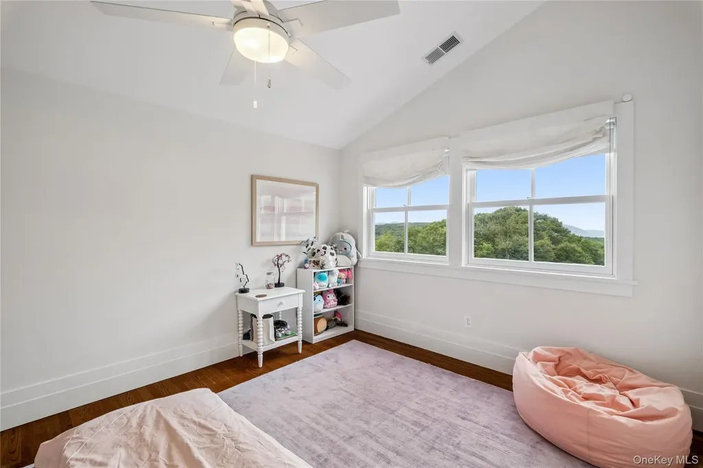 67 Angels Hill Garrison NY 10524