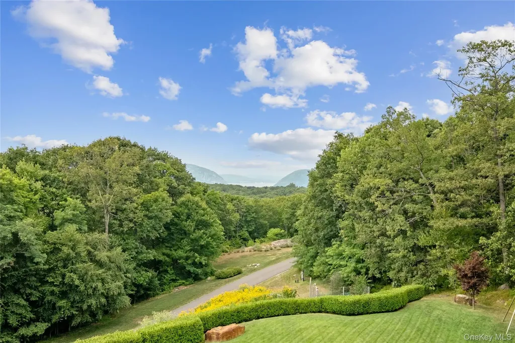 67 Angels Hill Garrison NY 10524