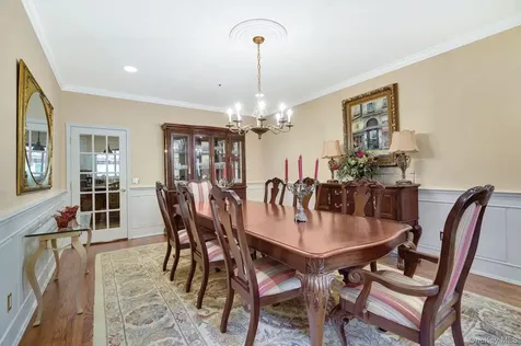 33 Hevelyne Road Elmsford NY 10523