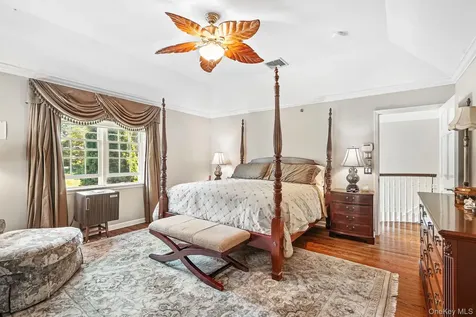 33 Hevelyne Road Elmsford NY 10523