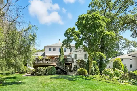33 Hevelyne Road Elmsford NY 10523