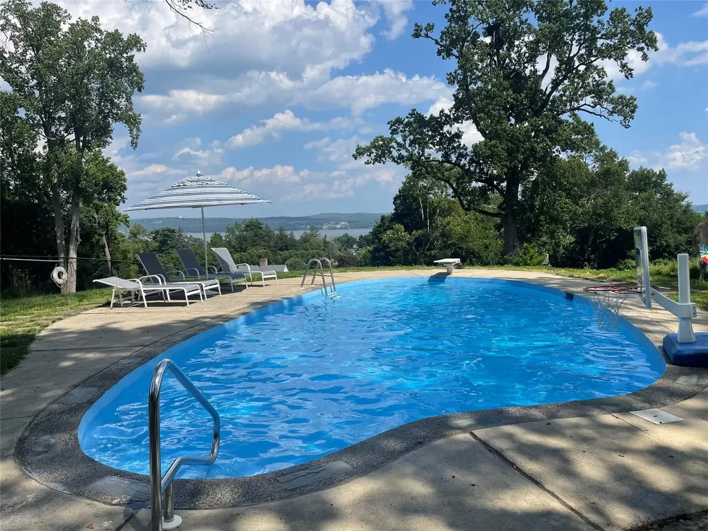 519 N Midland Nyack NY