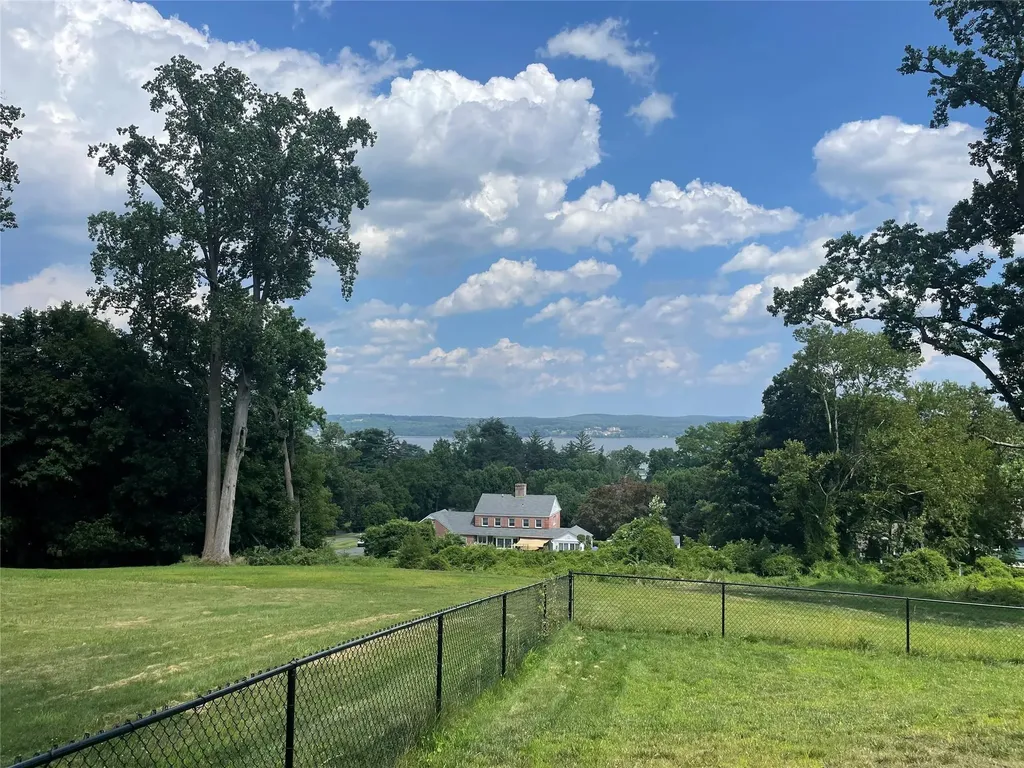 519 N Midland Nyack NY