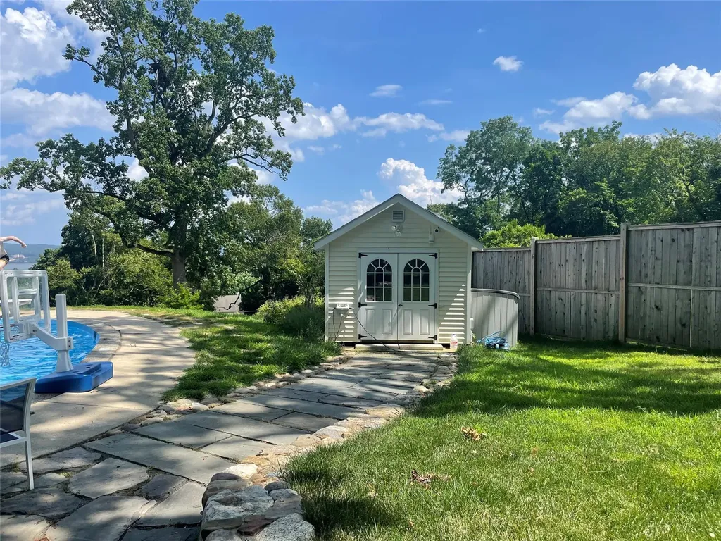 519 N Midland Nyack NY