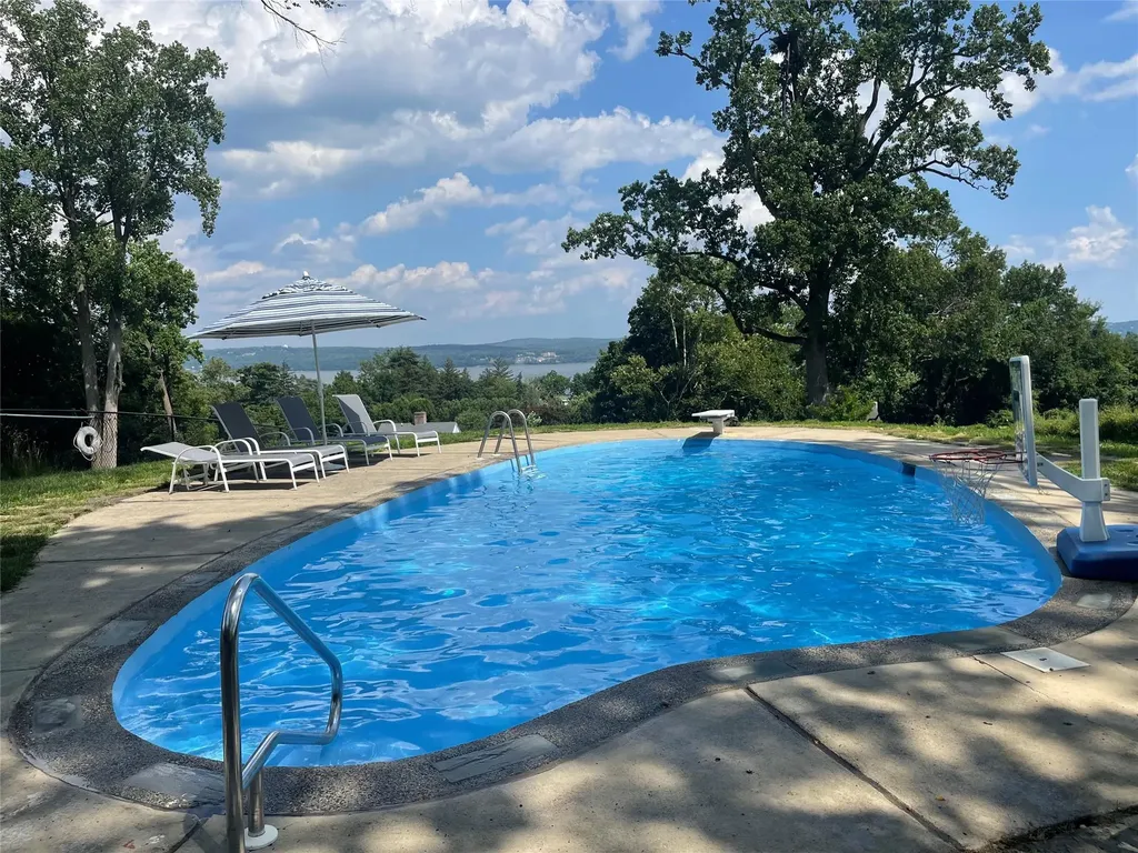 519 N Midland Nyack NY