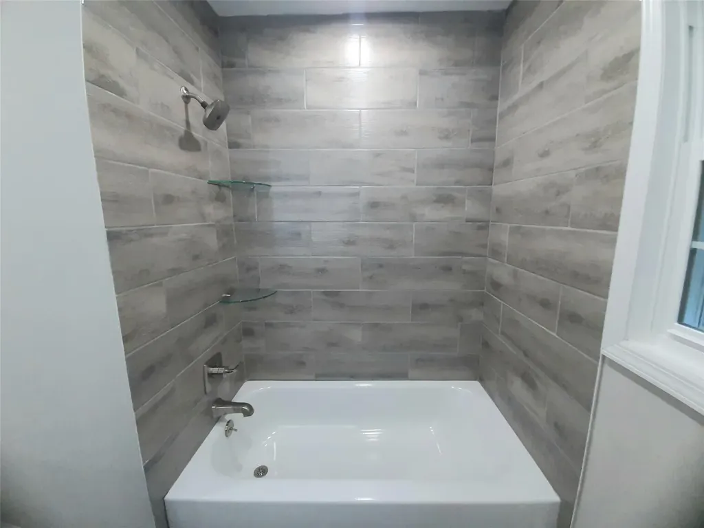 8 Jonathan Drive Staatsburg NY 12580