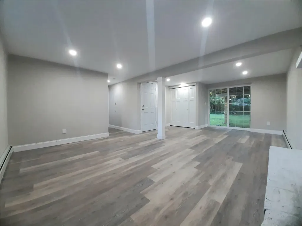 8 Jonathan Drive Staatsburg NY 12580