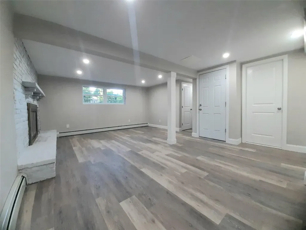 8 Jonathan Drive Staatsburg NY 12580