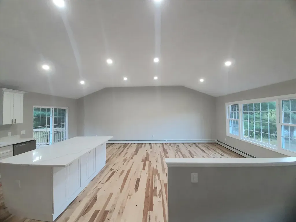 8 Jonathan Drive Staatsburg NY 12580