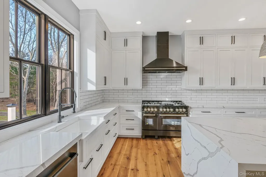 475 West Lane Aquebogue NY 11931