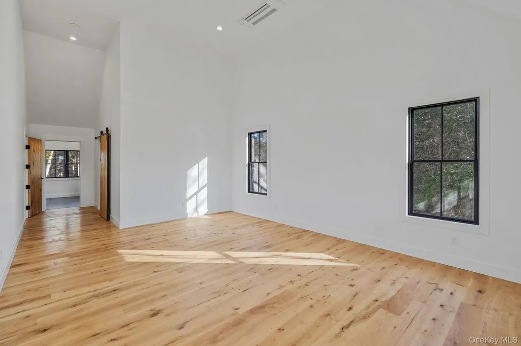 475 West Lane Aquebogue NY 11931