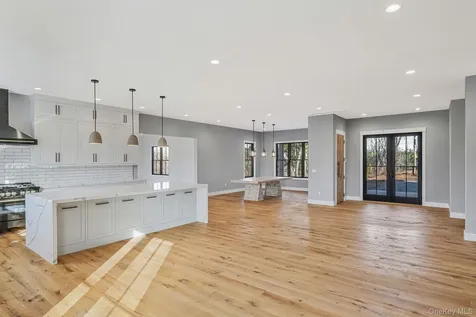 475 West Lane Aquebogue NY 11931