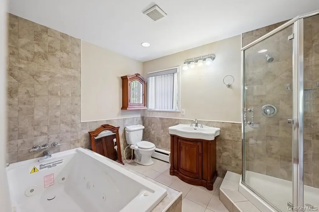8 Cedar Place Kings Park NY 11754