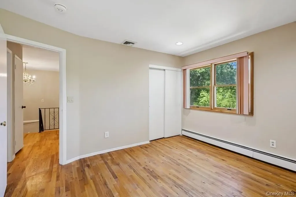 8 Cedar Place Kings Park NY 11754