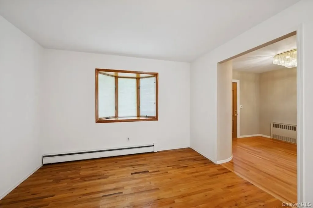 8 Cedar Place Kings Park NY 11754