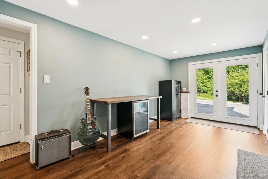 35 Schrempp Lane Pine Bush NY 12566
