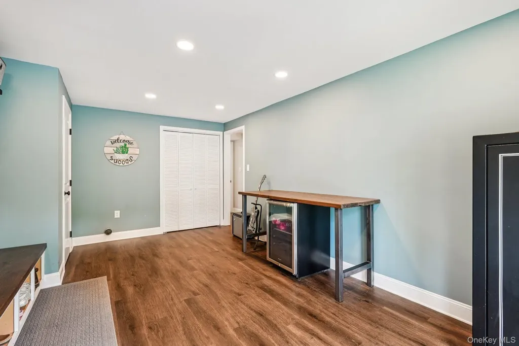 35 Schrempp Lane Pine Bush NY 12566