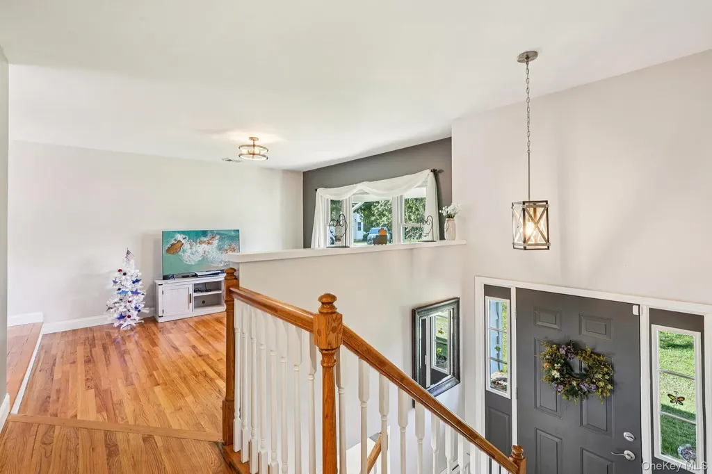35 Schrempp Lane Pine Bush NY 12566