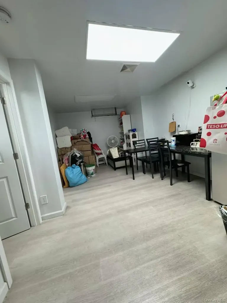 132-18 Avery Avenue Flushing NY 11355