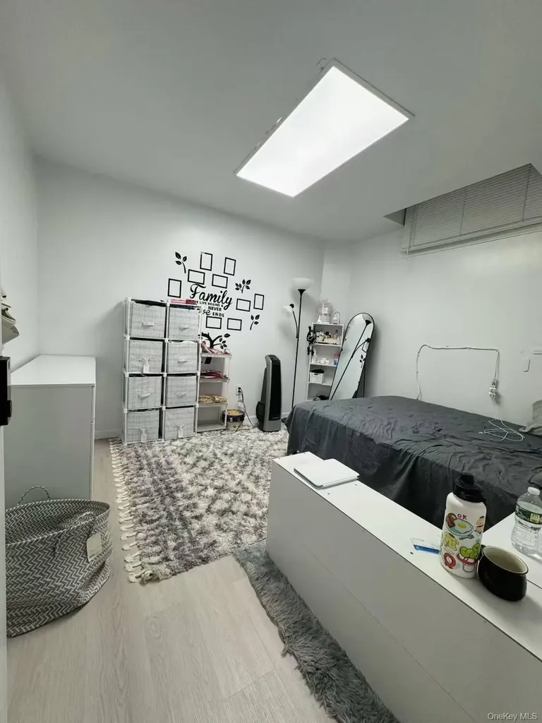 132-18 Avery Avenue Flushing NY 11355