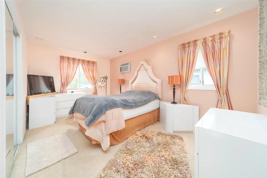 145-67 5th Avenue Whitestone NY 11357