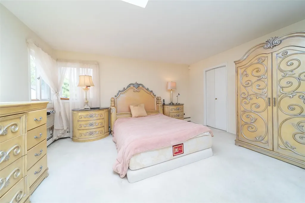 145-67 5th Avenue Whitestone NY 11357