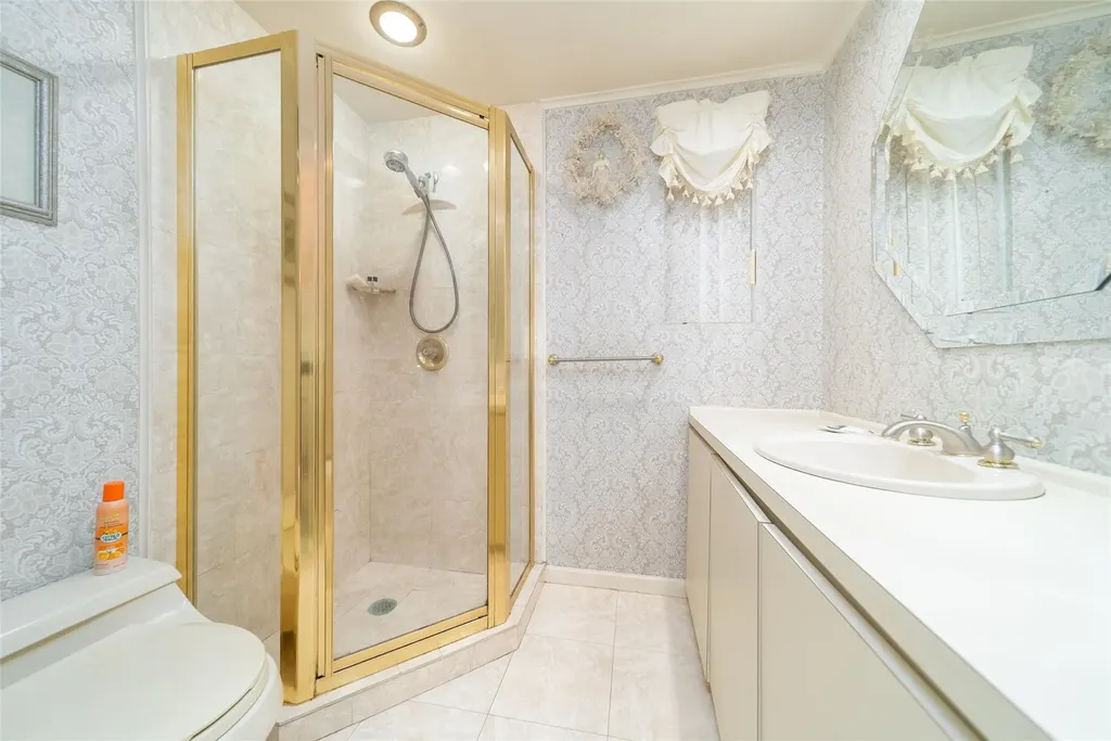 145-67 5th Avenue Whitestone NY 11357