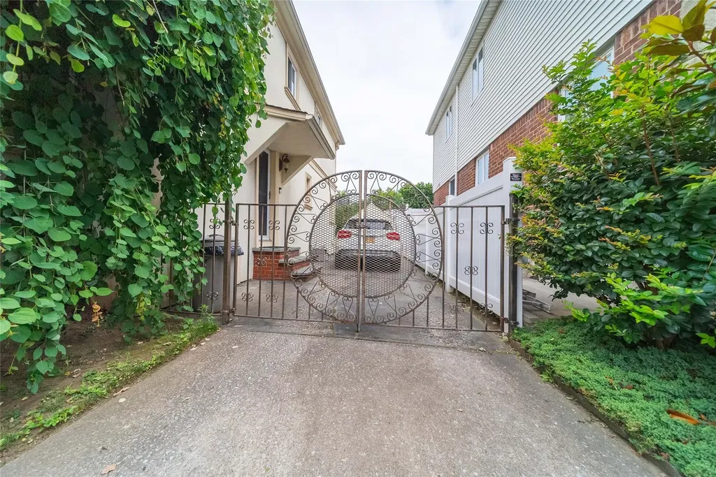145-67 5th Avenue Whitestone NY 11357