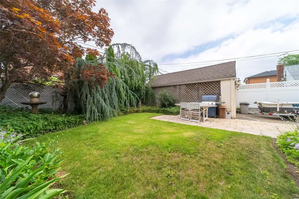 145-67 5th Avenue Whitestone NY 11357