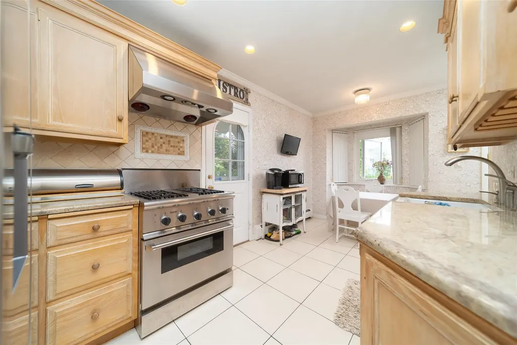 145-67 5th Avenue Whitestone NY 11357