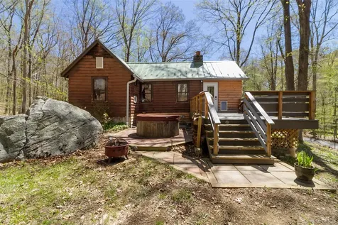 64 Palmer Trail Carmel NY 10512