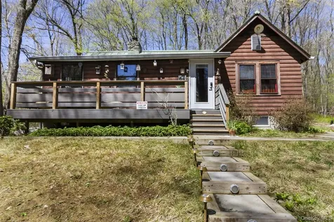 64 Palmer Trail Carmel NY 10512