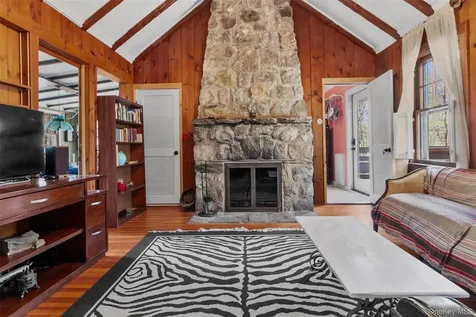 64 Palmer Trail Carmel NY 10512