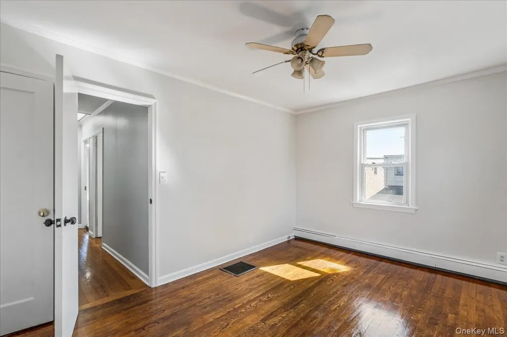 3337 204th Street Bayside NY 11361