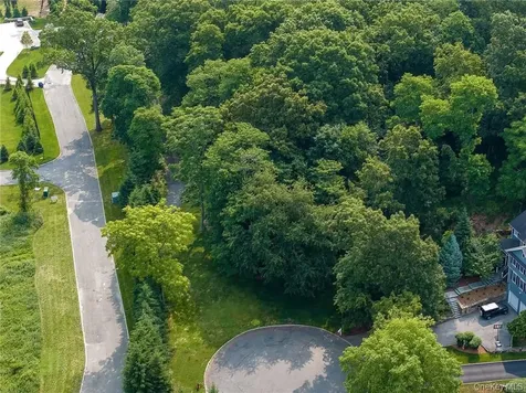 98 Roundabend Road Tarrytown NY 10591