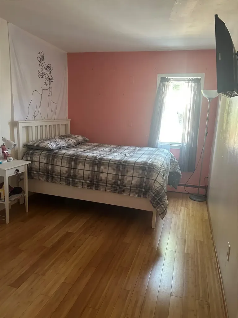 78-27 90th Avenue Woodhaven NY 11421