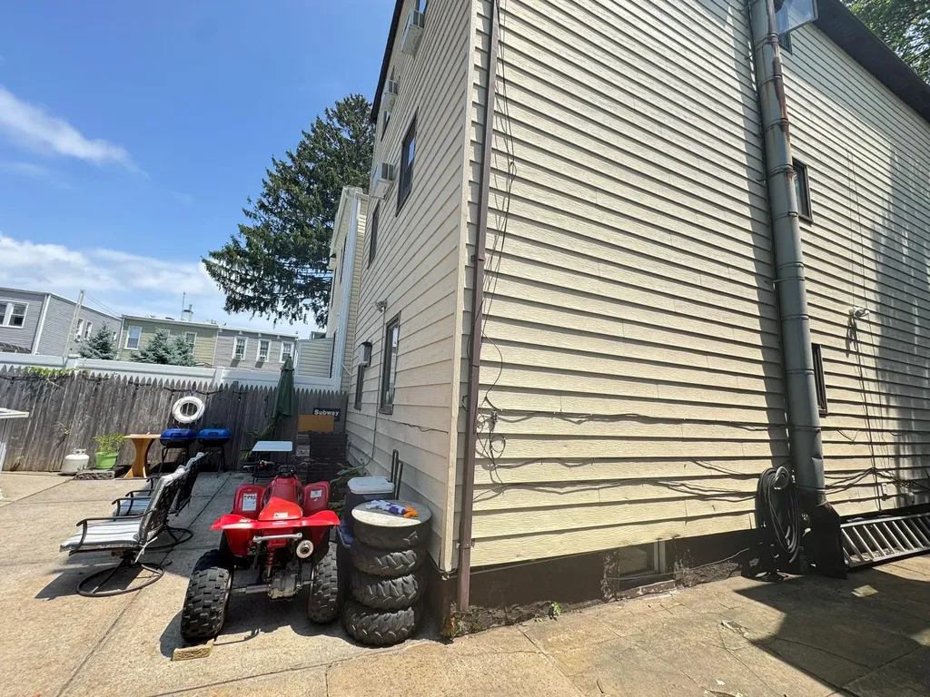 78-27 90th Avenue Woodhaven NY 11421