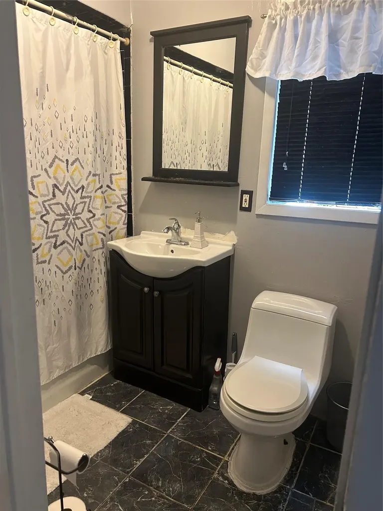 78-27 90th Avenue Woodhaven NY 11421