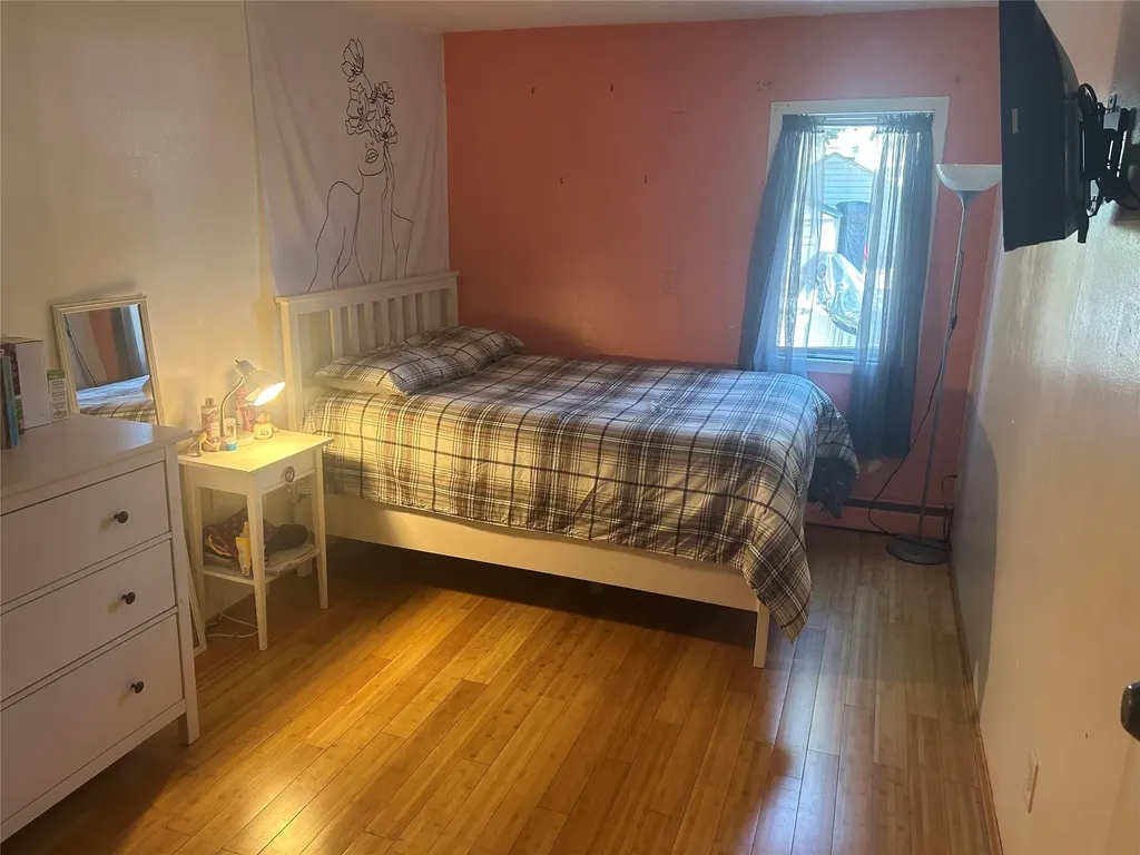 78-27 90th Avenue Woodhaven NY 11421
