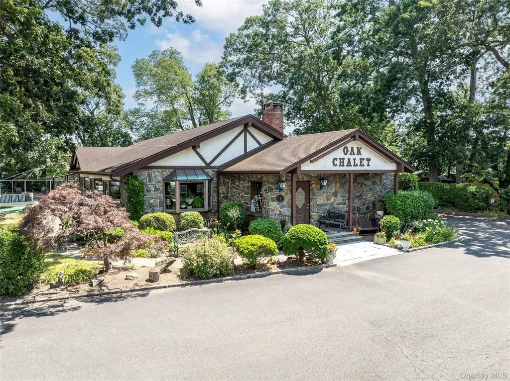 1940 Bellmore Avenue Bellmore NY 11710