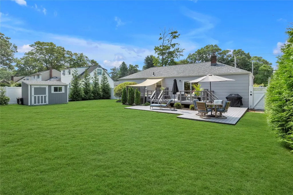 3 Sinclair Drive Greenlawn NY 11740