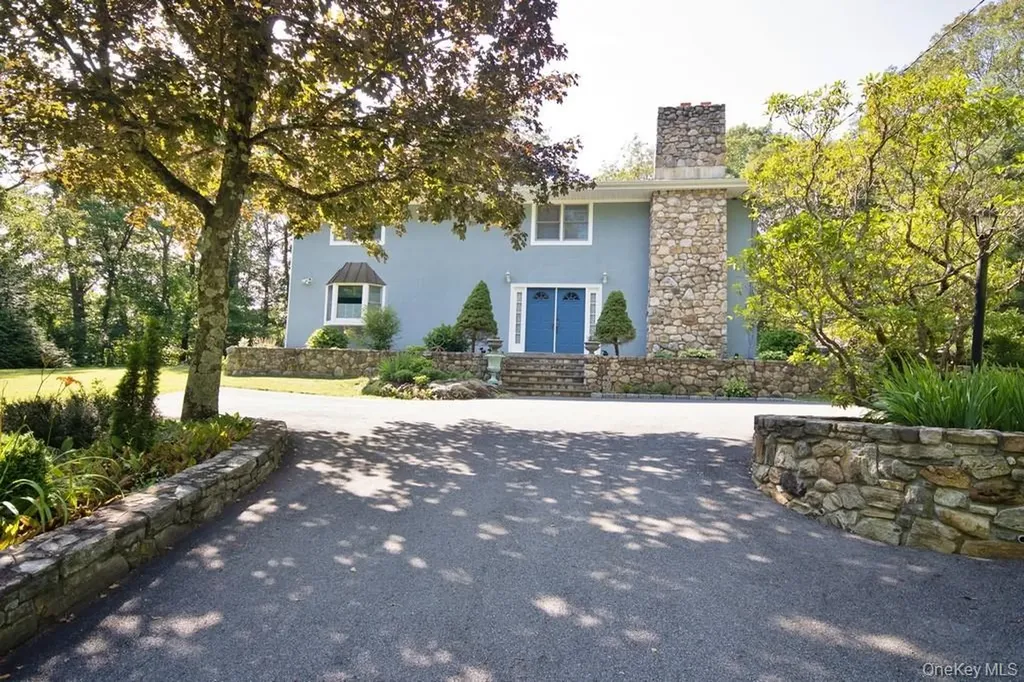 3775 Route 52 Stormville NY 12582