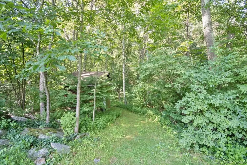 3775 Route 52 Stormville NY 12582