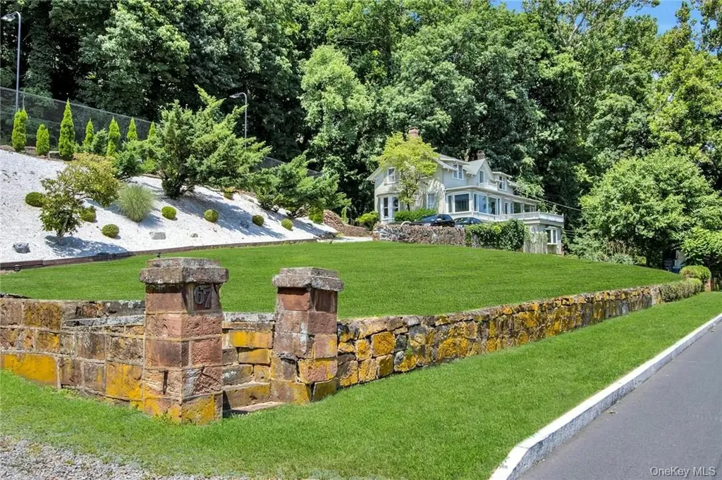67 River Road Nyack NY 10960