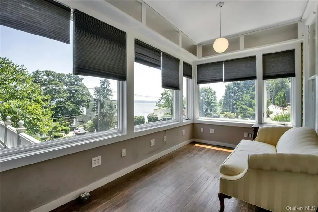 67 River Road Nyack NY 10960