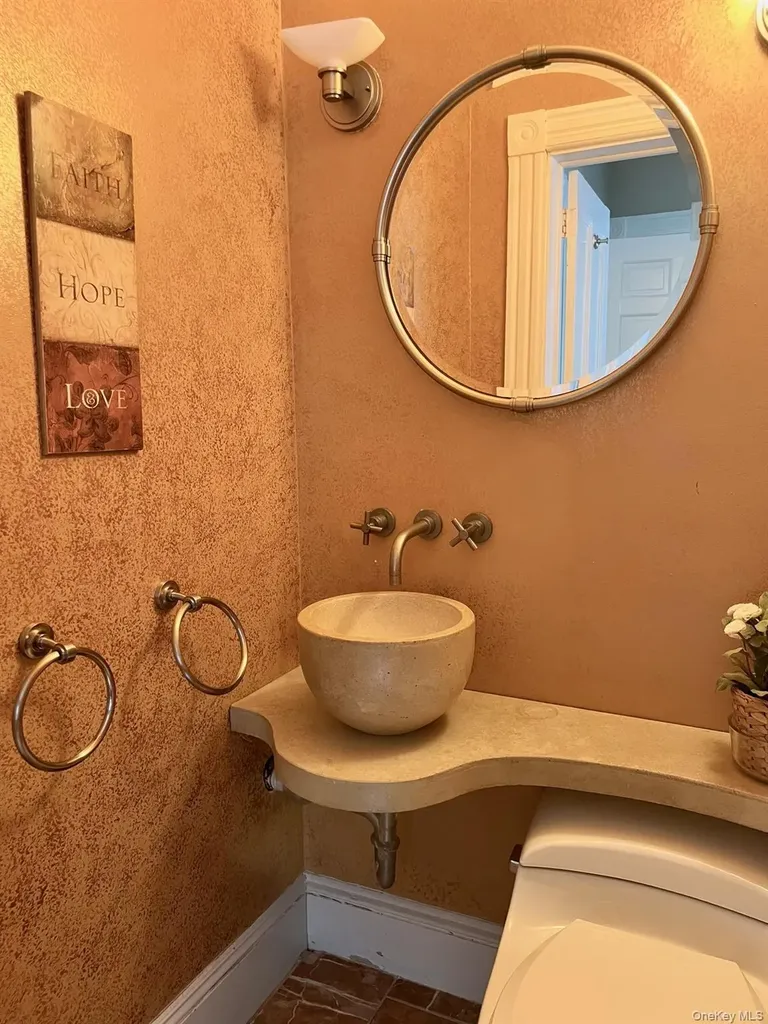 67 River Road Nyack NY 10960