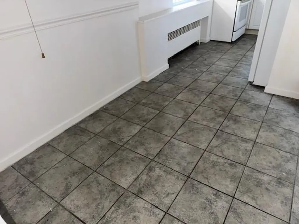 2060 Narragansett Avenue Bronx NY 10461