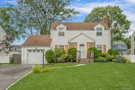 12 Longview Drive Eastchester NY 10709