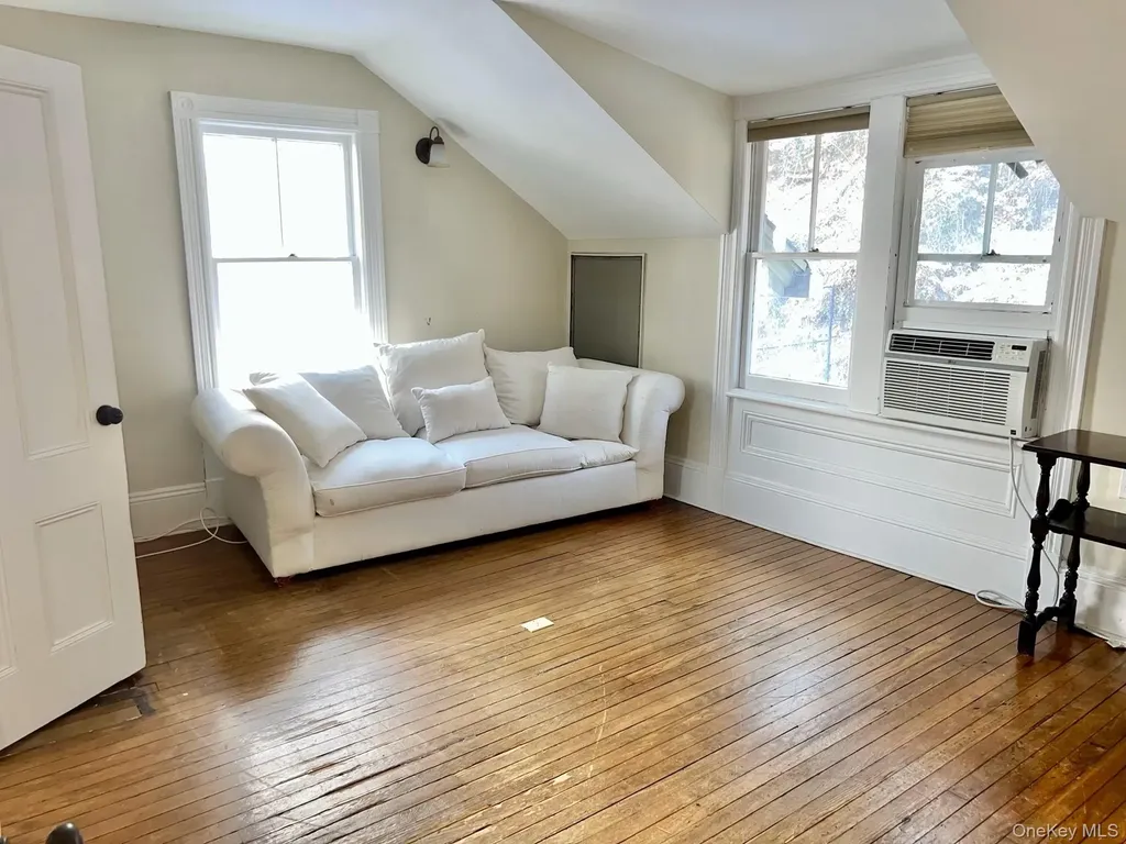 67 River Road Nyack NY 10960